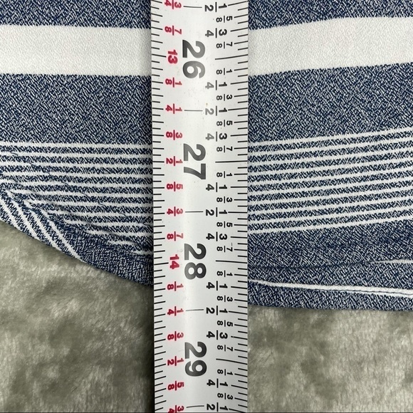 Calvin Klein Short Sleeve Striped Button Down Shirt Size Small - Picture 6 of 6